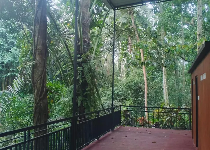 Villa Jungle Hideaway 3 - River Backyard *